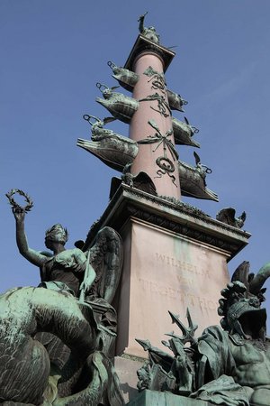 Das Tegetthoff-Denkmal in Wien. (Foto: Orban)