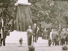 Enthüllung des Denkmales am sowjetischen Friedhof im damaligen Stalinpark am 8. Mai 1945. (Foto: Kiermaier)