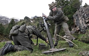 Ein mittlerer Granatwerfer in Feuerstellung (Foto: Bundesheer/Hörl).
