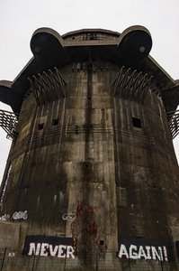 Graffiti am ehemaligen Geschützturm im Augarten. (Foto: Karri Kaas) 