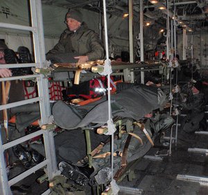 Die C-130 kann bis zu 74 Patienten liegend aufnehmen. Das ÖBH findet mit einer selbst auferlegten Maximalkapazität von 18 liegenden Patienten in der Stretcher-Variante das Auslangen. (Foto: Wolfgang Jany)