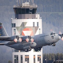 Eine C-130 „Hercules“ der türkischen Luftstreitkräfte landet in Zeltweg. (Foto: Bundesheer/Daniel Trippolt) 