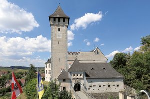 Das Schloss Allentsteig ist der Sitz des TÜPl-Kommandos. (Foto: Bwag/CC-BY-SA-4.0)