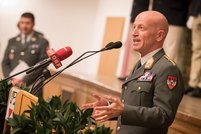 Generalleutnant MMag. Dr. Karl Schmidseder, Leiter der Sektion IV, war der militärisch Höchstanwesende des Festaktes. (Foto: Bundesheer/Daniel Trippolt)