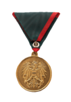Verwundetenmedaille 1. Klasse BMLV Rückseite (Foto: Peter Steiner)