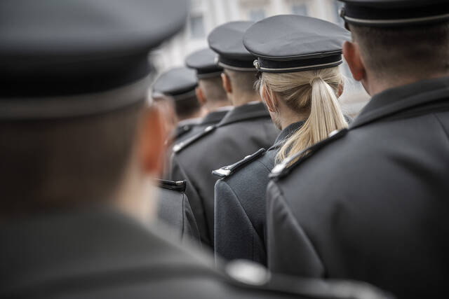 Am "Tag der Wachtmeister", am 24. Februar 2023, wurden 348 Kaderanwärter - davon 22 Frauen - zum Wachtmeister befördert. (Foto: Bundesheer/Rainer Zisser)