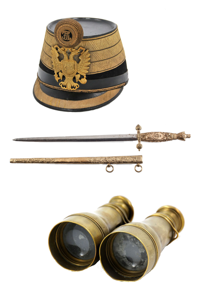 Viele Exponate, wie hier ein Tschako eines österreichisch-ungarischen Stabsoffiziers, ein Fernglas (geborgen aus dem Schlachtschiff „Szent Istvan“) oder der Dolch eines Offiziers des Österreichischen Lloyds, entführen den Besucher in vergangene Zeiten. (Foto: Povjesni i Pomorski Muzej Istre - PPMI)