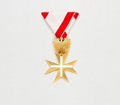 Goldenes Verdienstzeichen der Republik Österreich (Foto: Österreichische Präsidentschaftskanzlei; gemeinfrei)