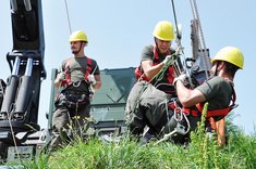 Rettemaßnahme mittels Greifzug bei der PSAgAfA-Ausbildung in Villach. (Foto: Bundesheer/Thomas Simoner)