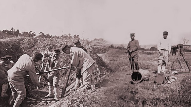 (Foto: Archiv Pöcher/Montage: Keusch)