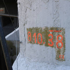 Das Datum der Aufschrift zeigt wann die Parolen aufgemalt wurden. (Foto: RedTD/Gerold Keusch)