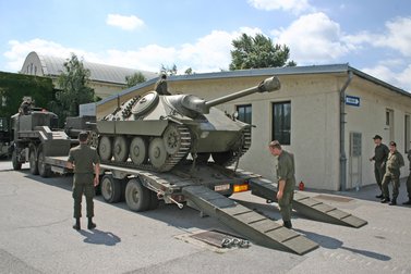 Der Hetzer bei der Bergung 2005. (Foto: HGM/Walter Posch)