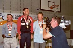 Siegerfoto mit (v.l.n.r.) Emmanuel Conreaux, Luis Wildpanner und Heiko Stoklossa. (Foto: Archiv Wildpanner)