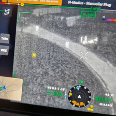 Ein Drohnenpilot beobachtet die Offiziersanwärter mit seiner Wärmebildkamera. (Foto: Bundesheer/Pierre Kugelweis)