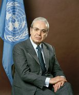 Der Peruaner Javier Pérez de Cuéllar war von 1982 bis 1991 UN-Generalsekretär. Er versuchte zwei politisch gleichgestellte Volksgruppen mit einer gemeinsamen international anerkannten Souveränität durchzusetzen. (Foto: UNFICYP)