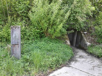 Der Eingangsbereich des Geschützbunkers der ortsfesten Artilleriebatterie Amstetten. (Foto: Truppendienst/Keusch) 