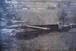 Zwei Kampfpanzer M47 während der Übung "BÄRENTATZE" im Jahr 1969. (Foto: Archiv Truppendienst)