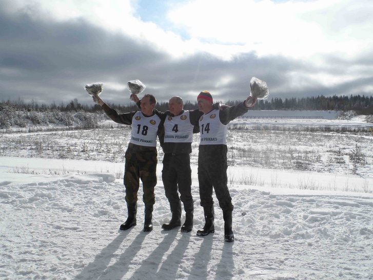 Der Attaché vertritt sein Land auch im sportlichen Wettkampf, wie hier beim Attachébiathlon. (Foto: Reiter) 