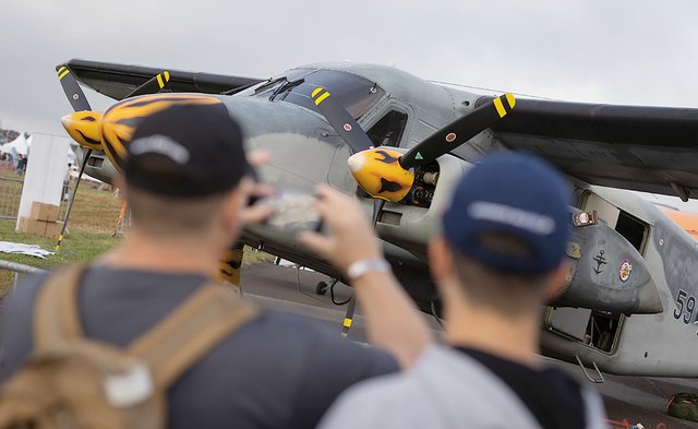 Das Static Display bietet die Möglichkeit, Flugzeuge aus der Nähe zu erleben. (Foto: Bundesheer/Daniel Trippolt)