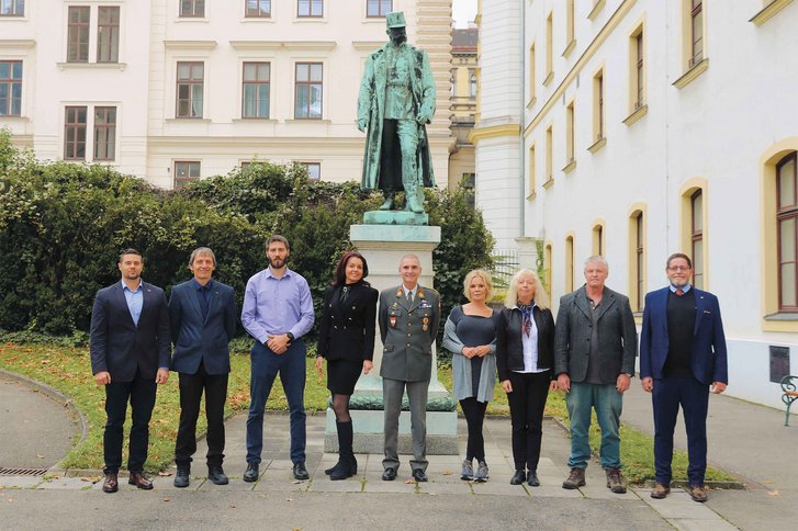 Die Teilnehmer am ersten Terminologie- und Translations-Workshop an der Landesverteidigungsakademie. (Foto: LVAK/Florian Kotter)