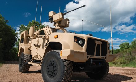 The Oshkosh L-ATV fitted with Orbital ATK M230 LF 30mm. (Photo: https://oshkoshdefense.com/photo-gallery/?category=Vehicles, CC BY-SA 4.0)