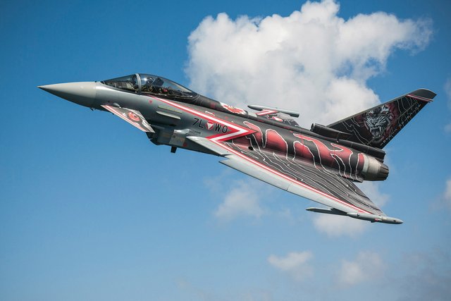 Der Eurofighter 7LWO der 2. Staffel/Luftüberwachungsgeschwader im neuen Grey-Tiger-Look. (Foto: Bundesheer/Horst Gorup)