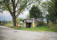 Postenhütte mit Schranken und Warntonne auf dem TÜPl. (Foto: RedTD/Gerold Keusch)