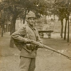 Josef Robinau als Soldat.