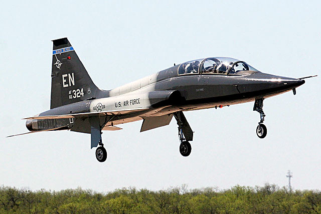 T-38 Talon im Landeanflug