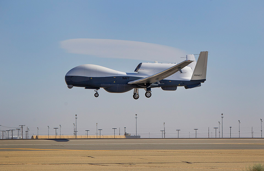 Deutschland bekommt voraussichtlich von den USA vier strategische Drohnen des Typs MQ-4C. (Foto: U.S. Navy/Alex Evers)