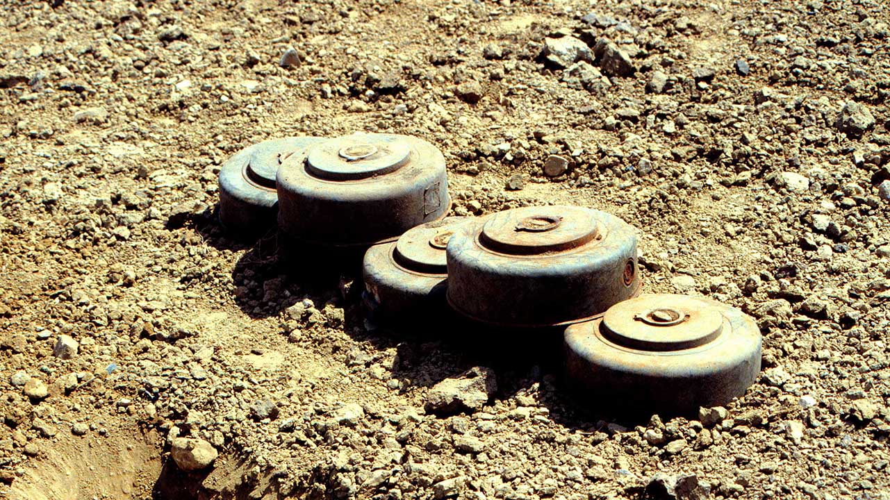 M15 Panzerabwehrminen. (Symbolfoto: U.S. Navy/Petty Officer 1st Class Ronald L. Heppner, Public Domain)