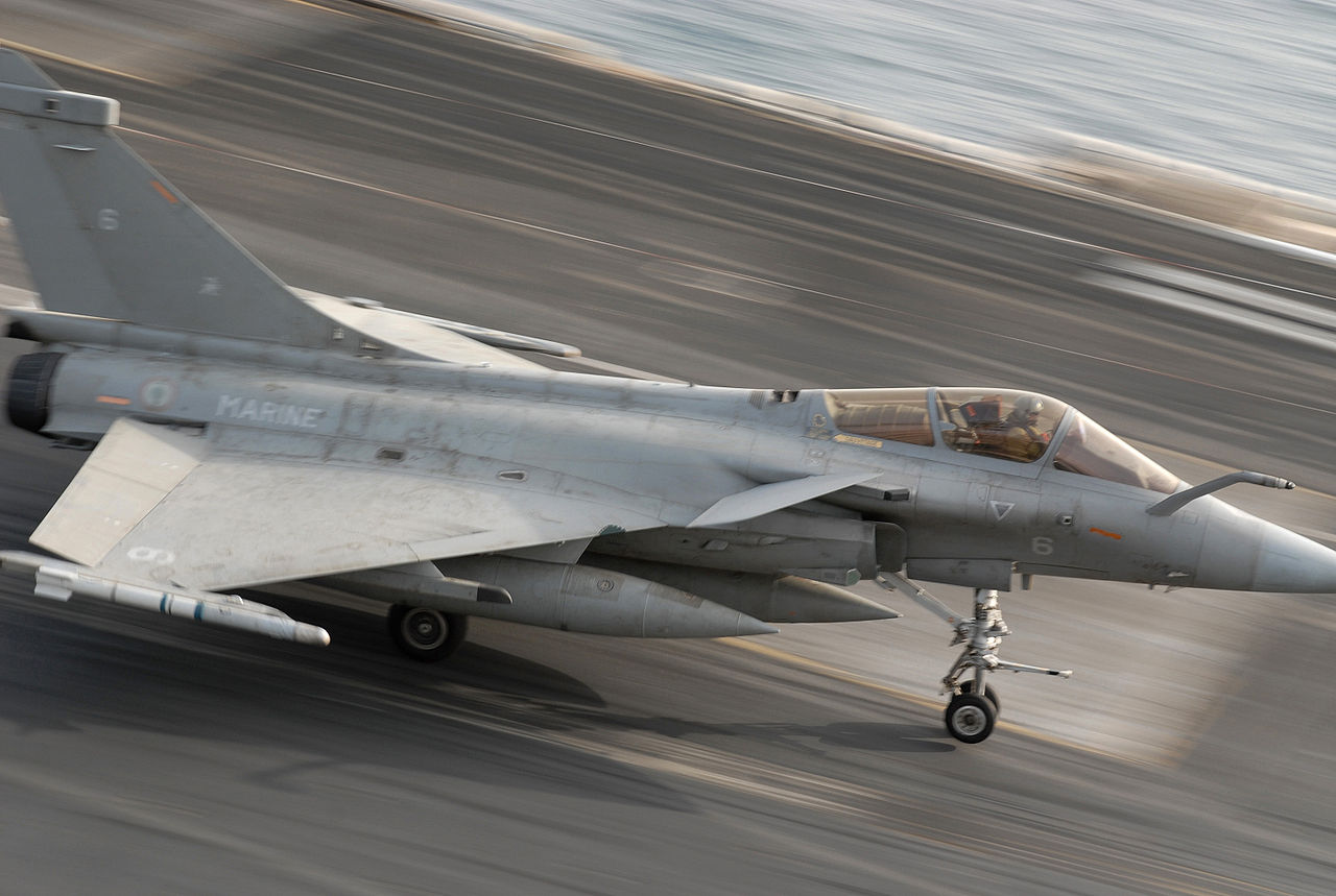 Marineversion der Dassault „Rafale“ beim Start. (Foto: U.S. Navy/Photographer's Mate 3rd Class Dominique M. Lasco, gemeinfrei)