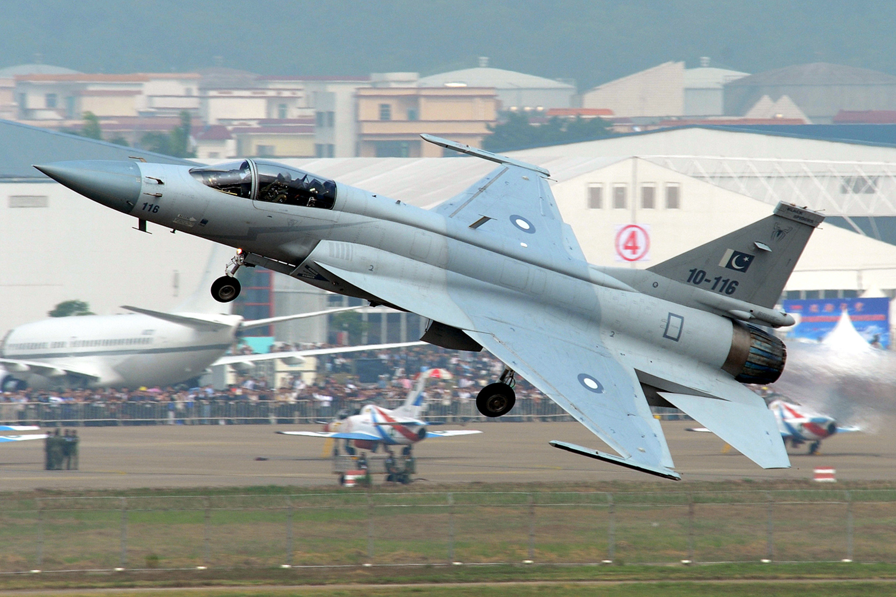 Pakistanische JF-17 werden künftig mit Targeting-Pots ausgestattet. (Foto: Peng Chen, CC BY-SA 2.0)