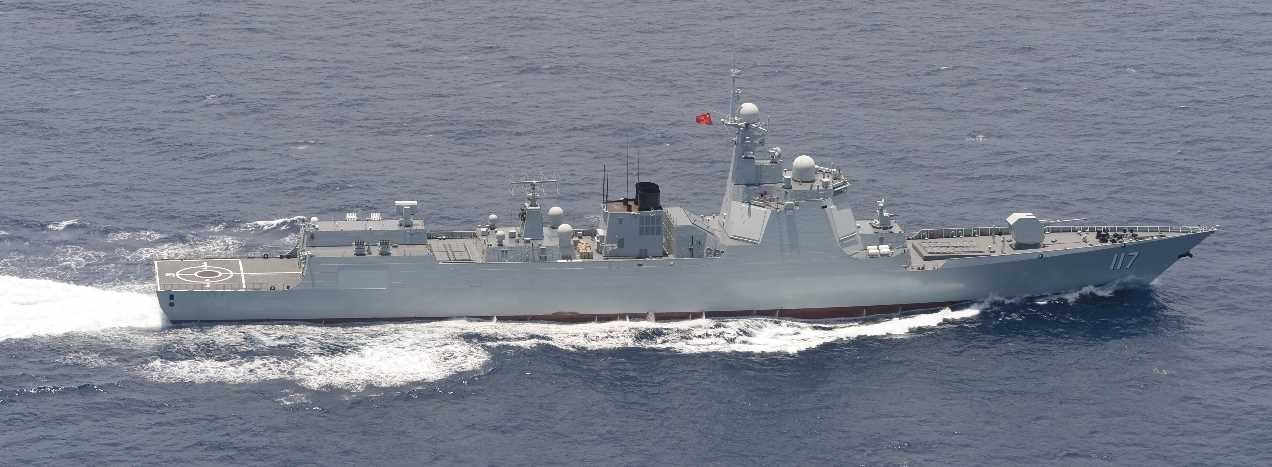 Die zivilen Schiffe werden unter anderem vom chinesischen Zerstörer „Xining“ in den Golf von Aden, einem trichterförmigen Meeresgolf zwischen Afrika und Asien, eskortiert. (Foto: Japanisches Verteidigungsministerium, CC-BY 4.0)