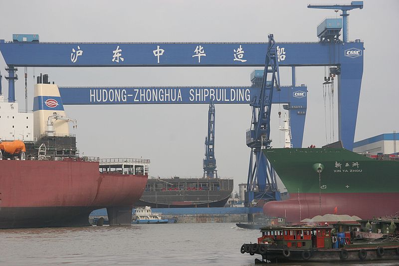 In der „Hudong-Zhonghua“-Werft der China State Shipbuilding Corporation (Bild) wurde das neue amphibische Angriffsschiff gebaut. (Foto: KimonBerlin, CC BY-SA 2.0)