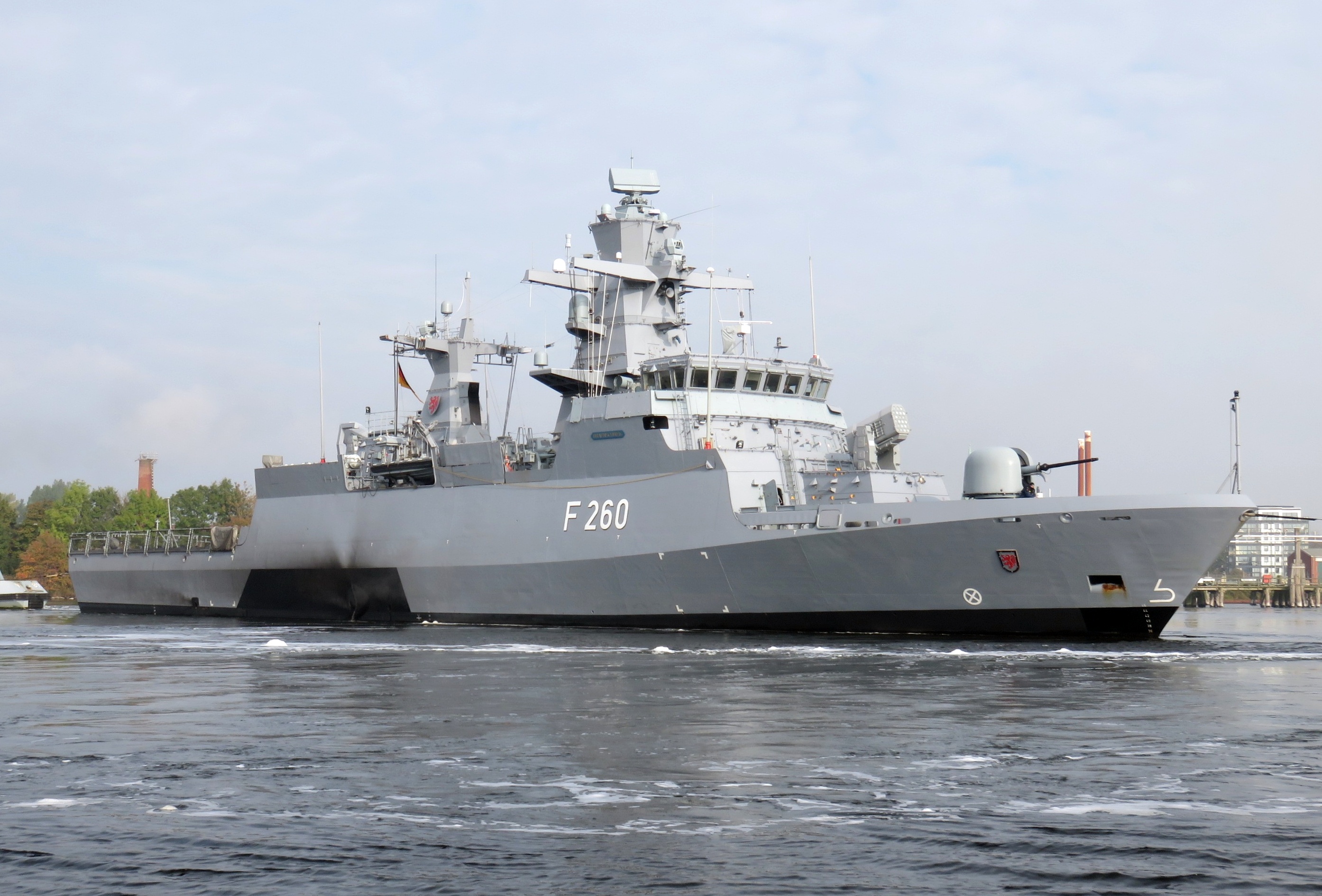 Die deutsche Marine erhält neue Korvetten der Klasse 130. (Symbolbild: Ein Dahmer, CC-BY-SA-4.0)