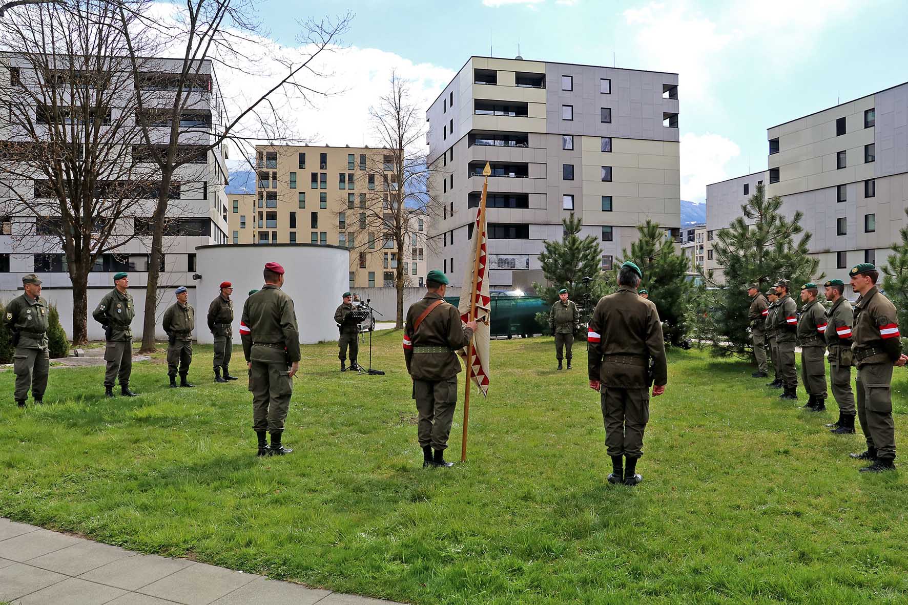 Die Kommandoübergabe fand einsatzmäßig im kleinsten Rahmen statt. (Foto: Bundesheer/Martin Hörl)