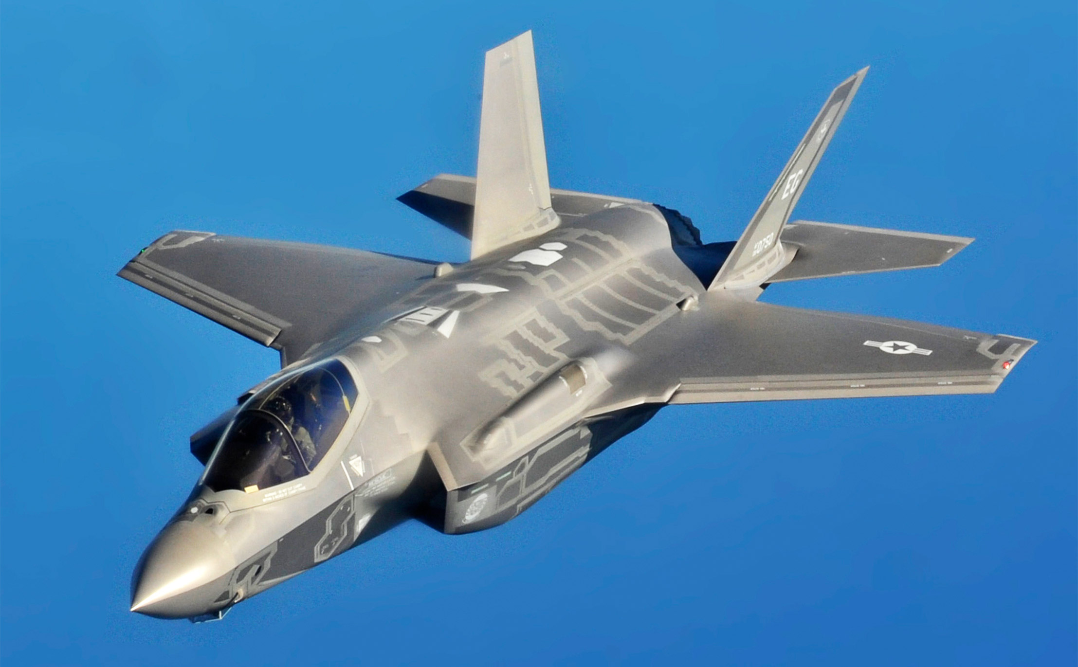 Eine F-35A im Flug. (Symbolbild: U.S. Air Force photo by Master Sgt. Donald R. Allen, gemeinfrei)