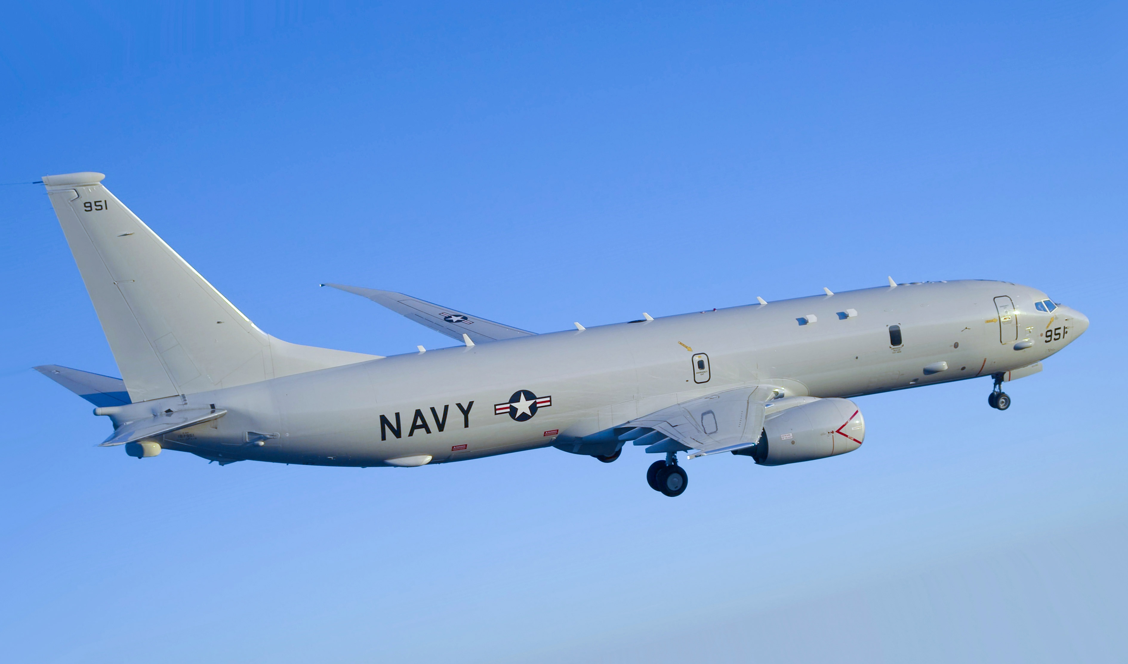 (Foto: US Navy/Greg L. Davis)