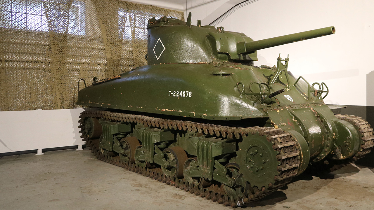 Der neue Weltkriegs-Kamfpanzer M4A1 „Sherman Grizzly“ in der Panzerhalle des Heeresgeschichtlichen Museums in Wien. (Foto: RedTD/Nikischer)